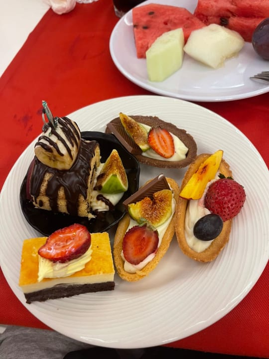 Gastro Granada Luxury Okurcalar