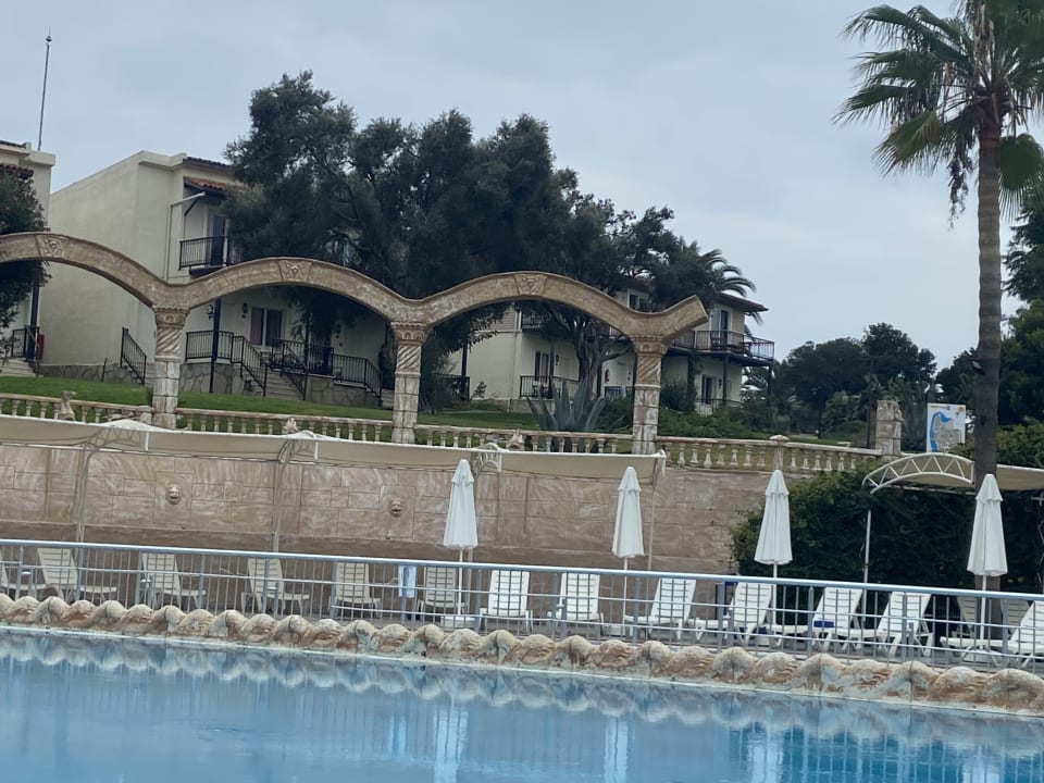 Pool Club Resort Atlantis