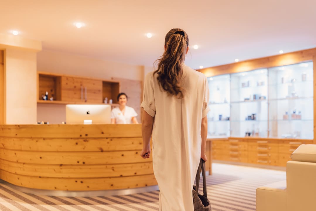 Lobby Alpenpalace Luxury Hideaway & Spa Retreat