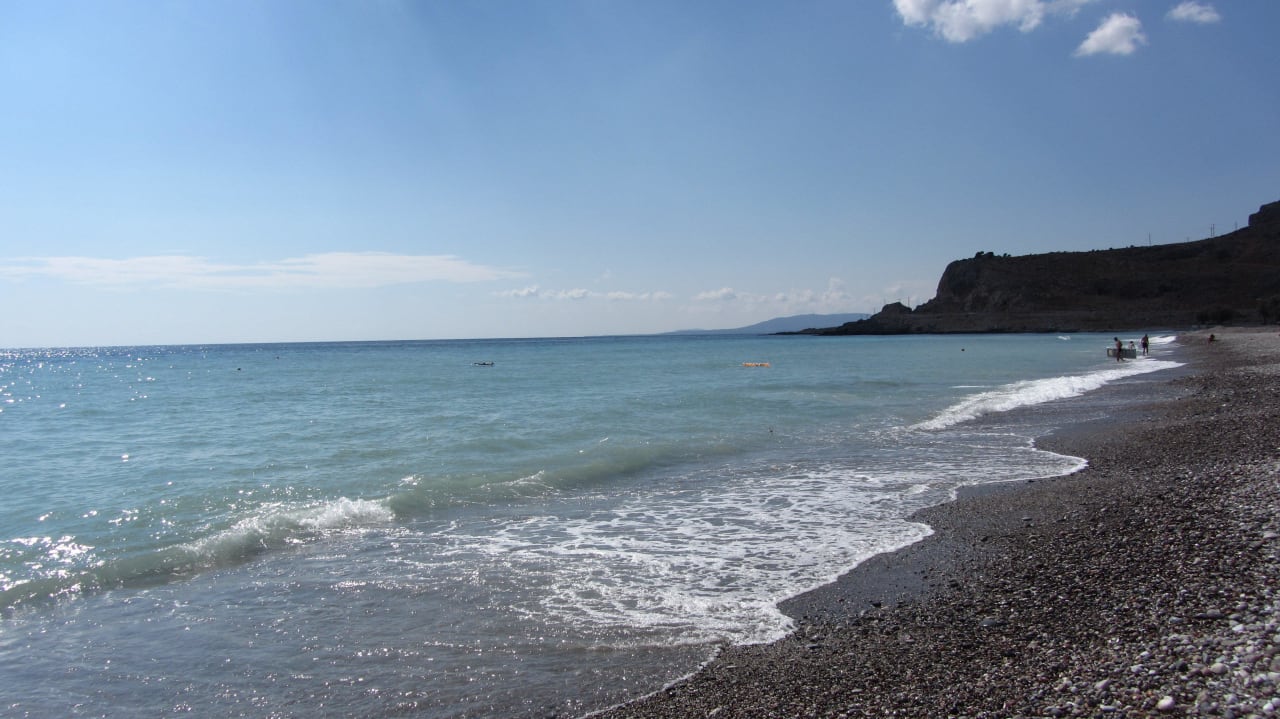 Kieselsteinansammlung durch das Meer angeschwemmt Lindos Princess Beach Resort & Spa