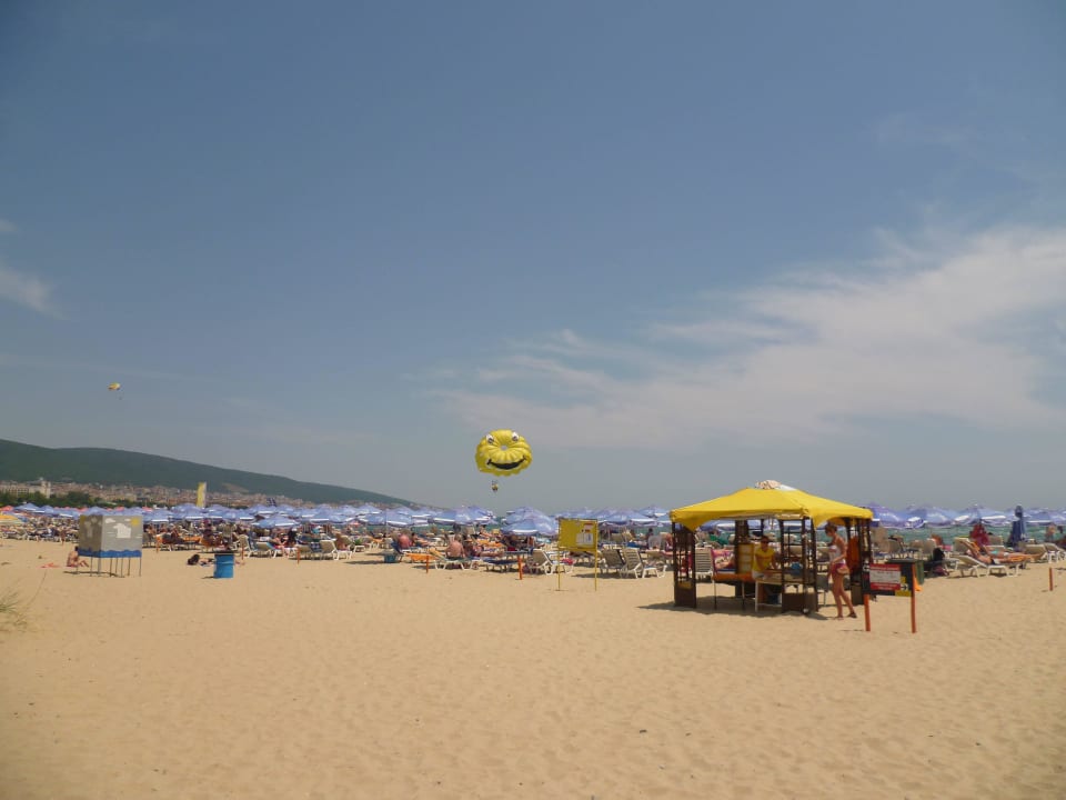 Sonnenstrand-da lacht sogar der Smili Hotel Lion Sunny Beach