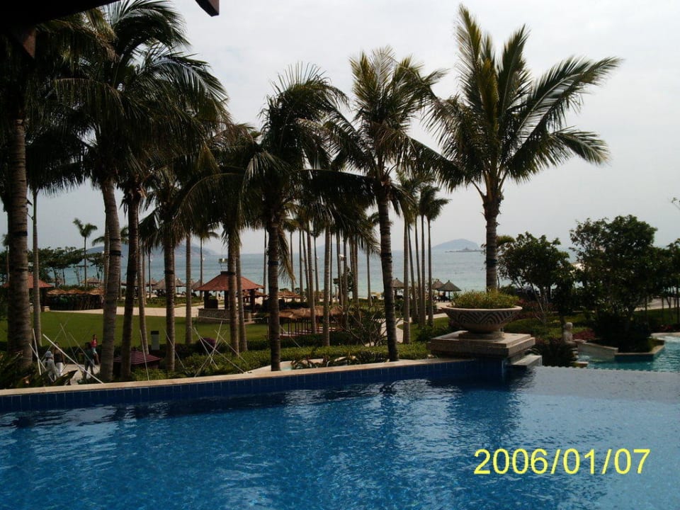 Бассейн Hotel Sanya Marriott Resort & Spa