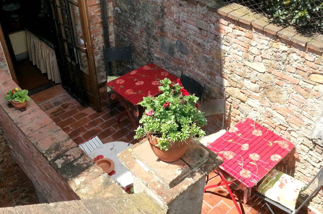 Kleine Terrasse Antica Casa Naldi