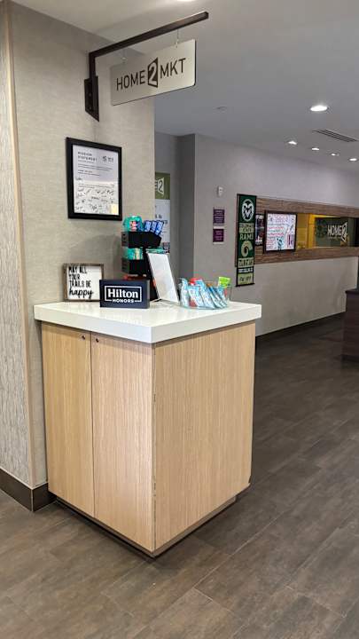 Lobby Home2 Suites By Hilton Fort Collins