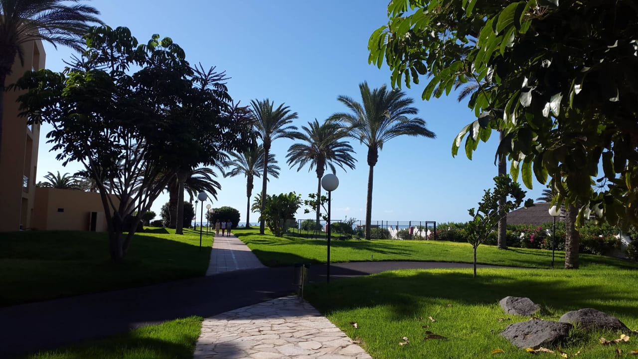 Weg zum Pool und Strand SBH Costa Calma Beach Resort