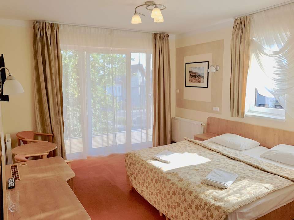 Zimmer Hotel Rezydencja 5 Dębów