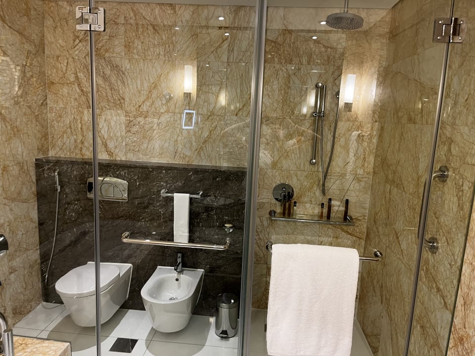 Zimmer Conrad Abu Dhabi Etihad Towers