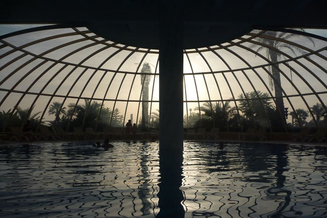 Innenpool Starlight Resort Hotel