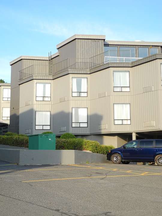 Außenansicht Hotel Ramada Inn Kamloops