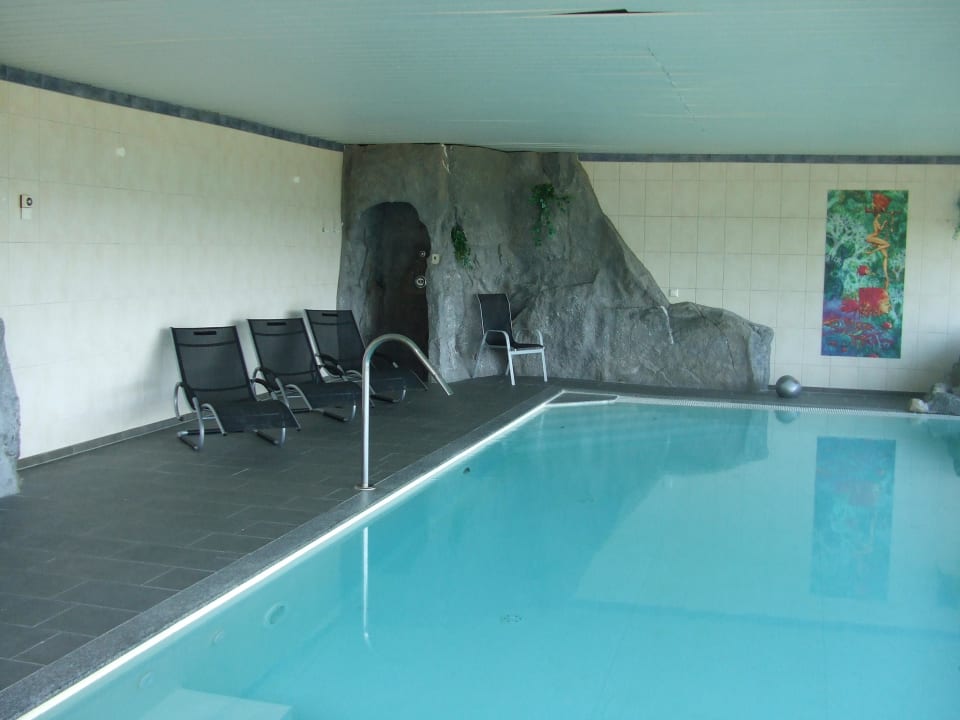 Schwimmbad Thula Wellnesshotel Bayerischer Wald