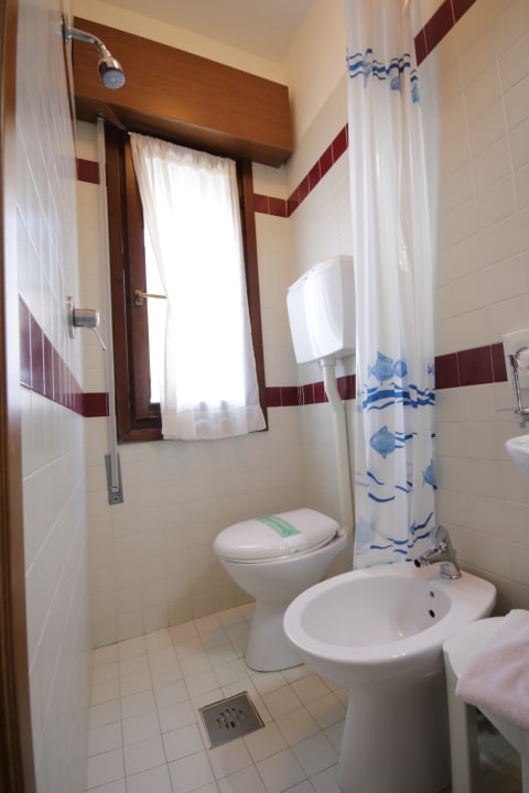 Zimmer Hotel Serenella