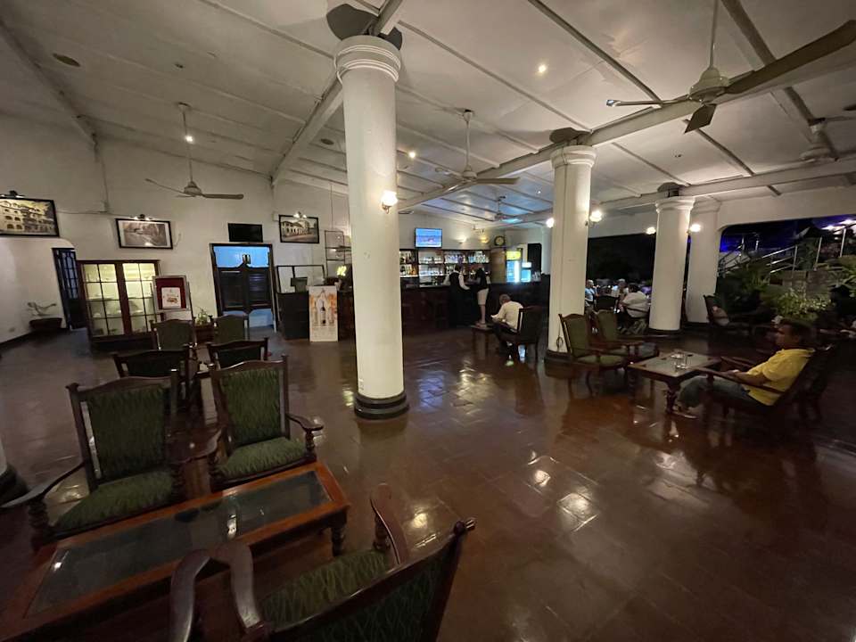 Gastro Queen's Hotel