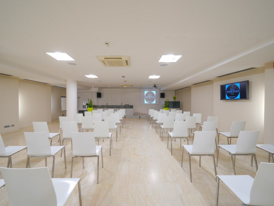 Sonstiges Pisa Tower Plaza