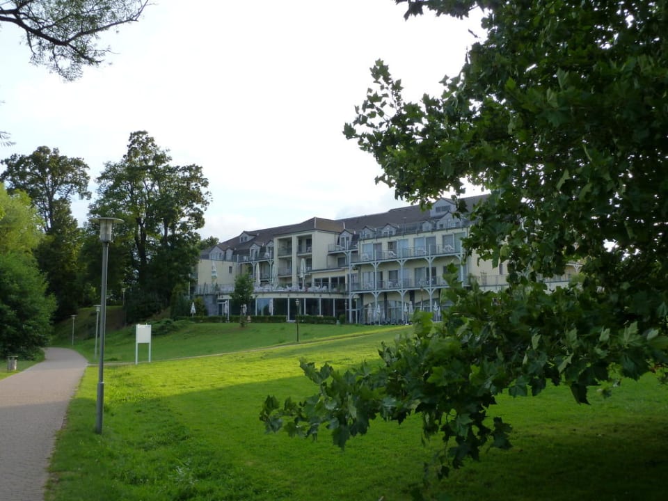 Die Orangerie von hinten Seehotel Schloss Klink