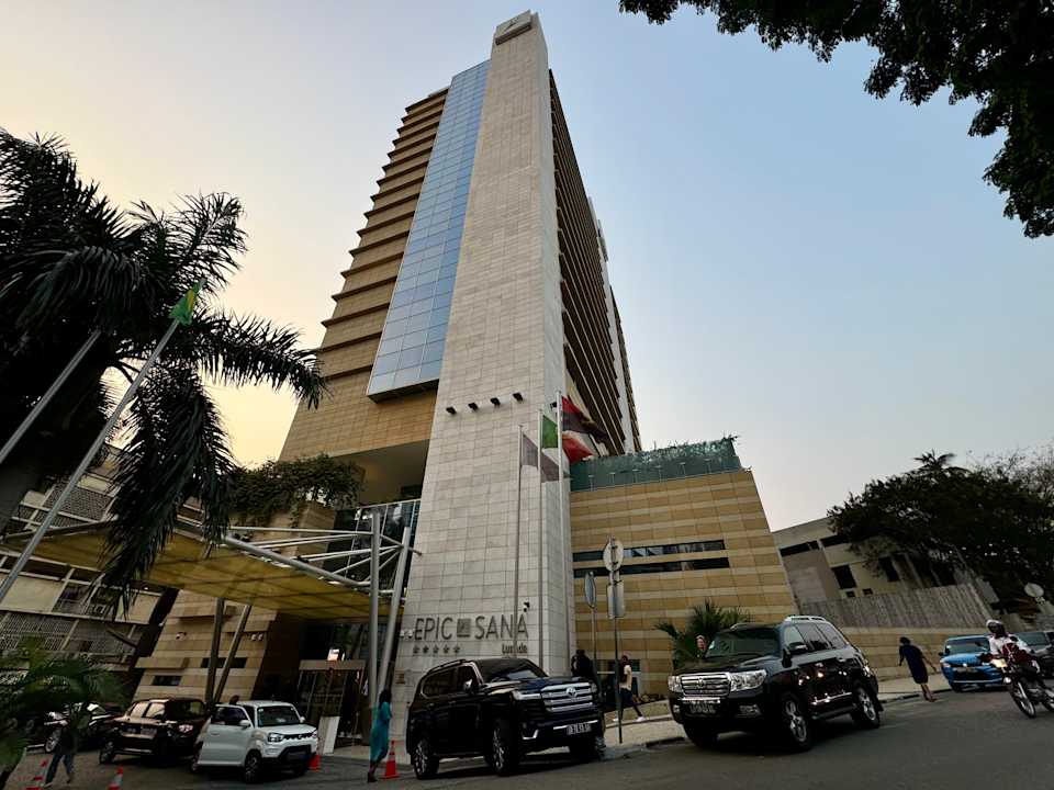 Außenansicht Epic Sana Hotel