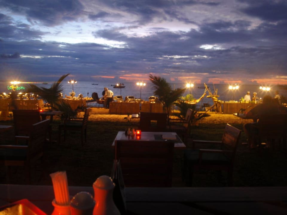 Abend BBQ am Strand La Flora Khao Lak