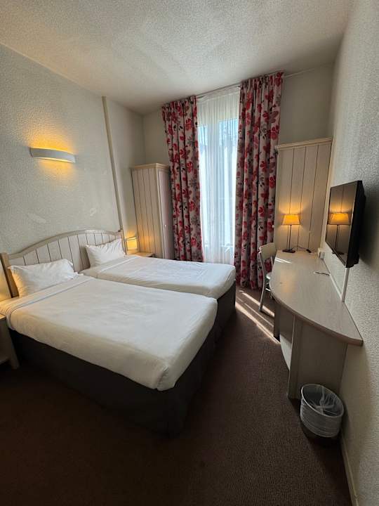 Zimmer Campanile Val de France