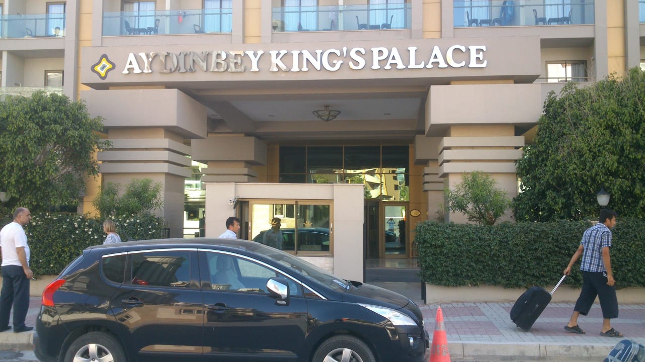 Eingang Aydinbey Kings Palace & Spa
