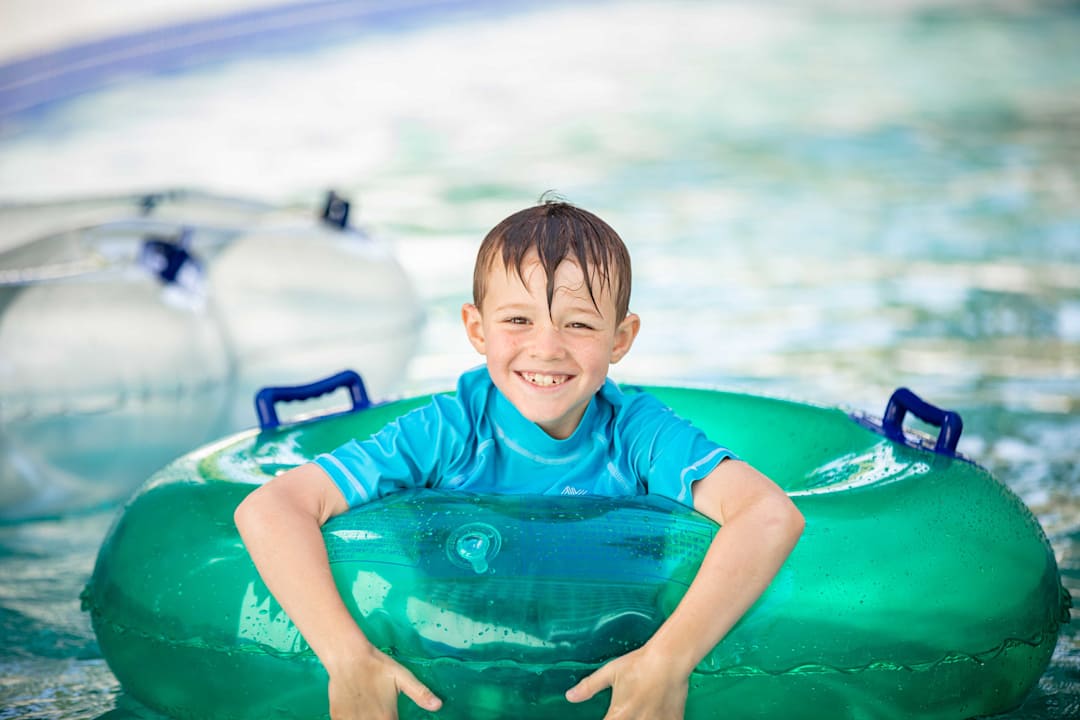 Pool Centara Mirage Beach Resort Dubai - A World of Family Fun