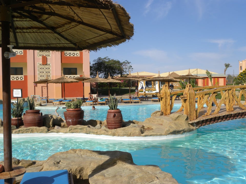 Теплый бассейн Pickalbatros Aqua Park Resort - Hurghada