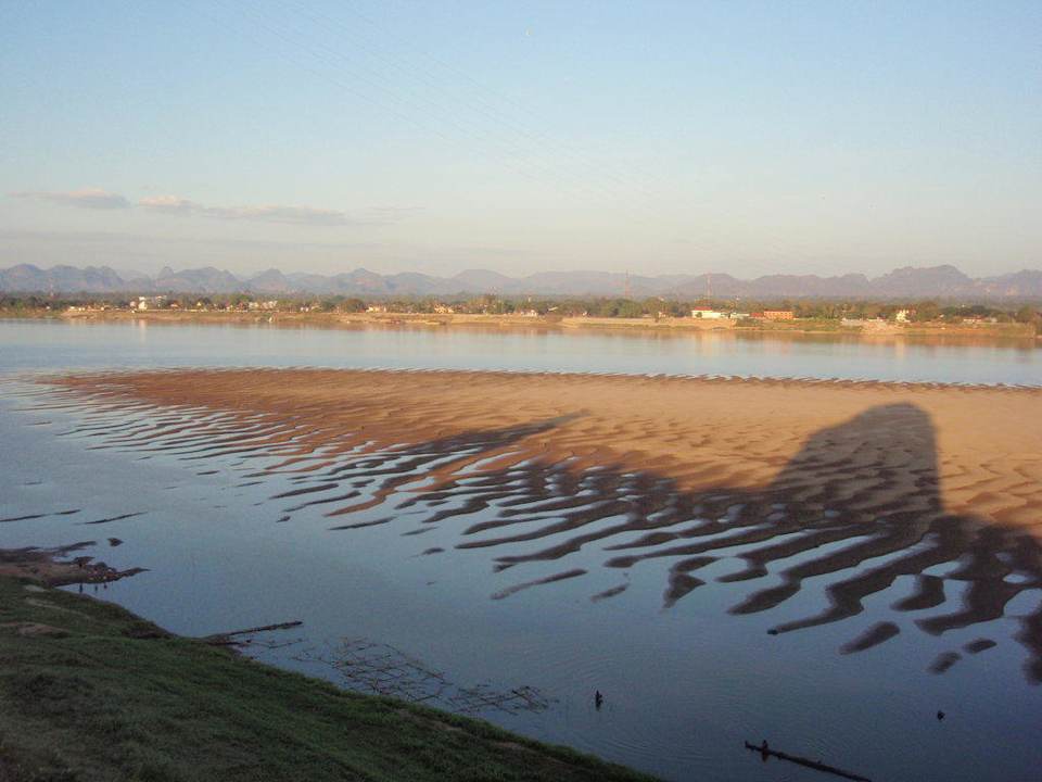 Blick auf den Mekong Nakhon Phanom River View Hotel