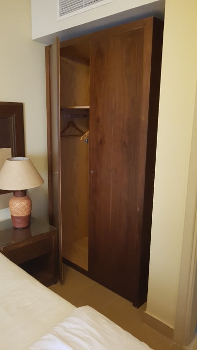 Schrank konnte nicht vollständig genutzt werden Marina Resort Port Ghalib, a member of Radisson Individuals