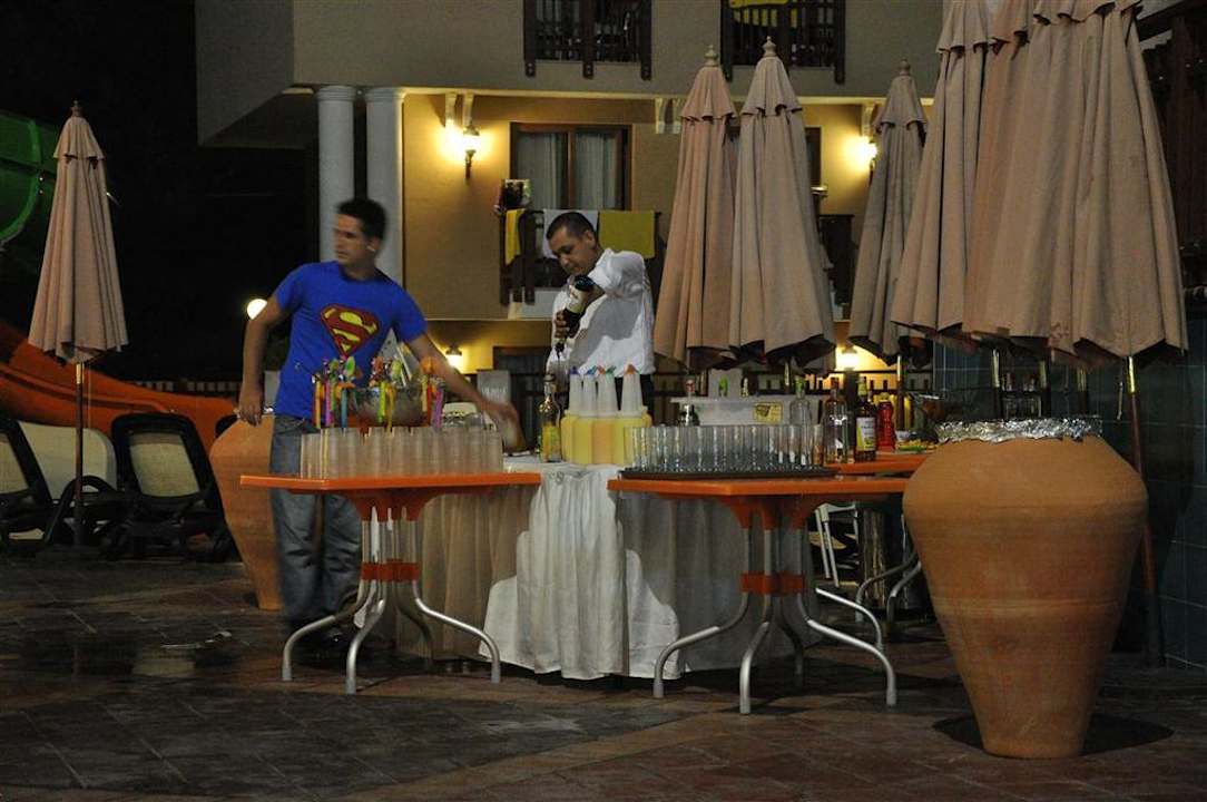 Drinki live NoxInn Club