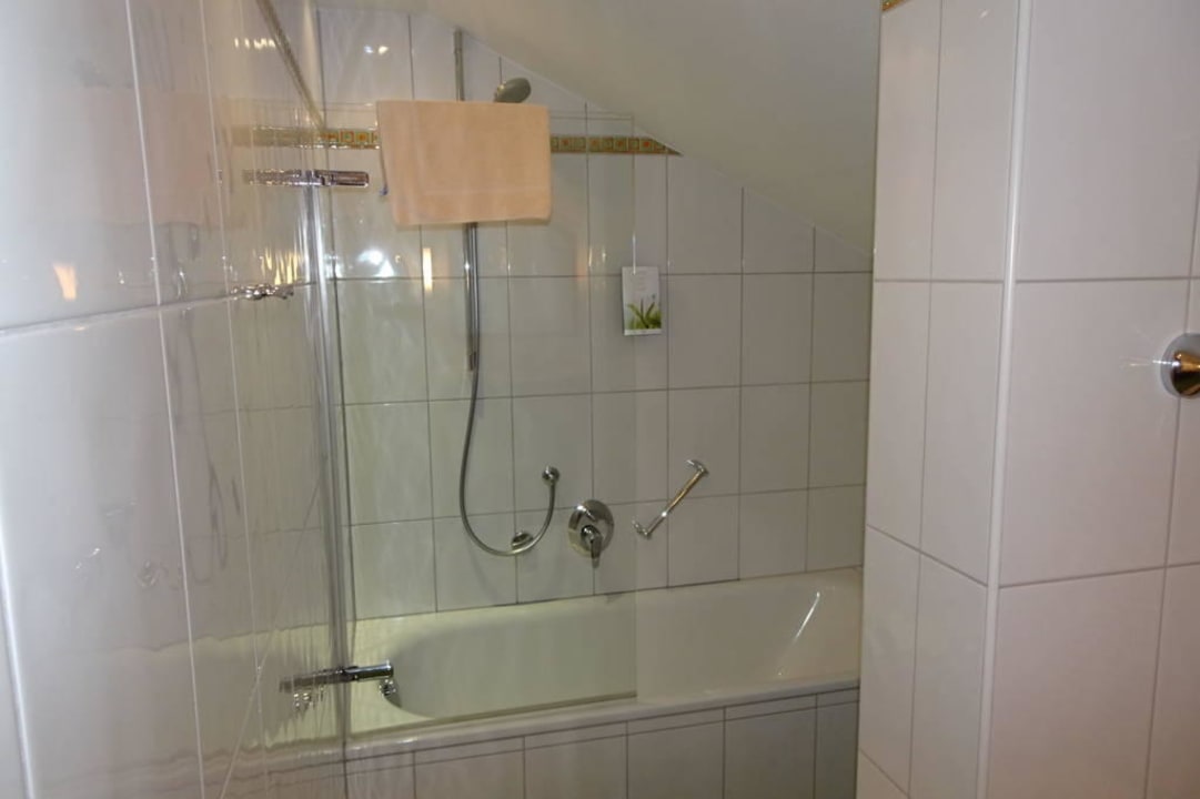Badezimmer Hotel Sommer