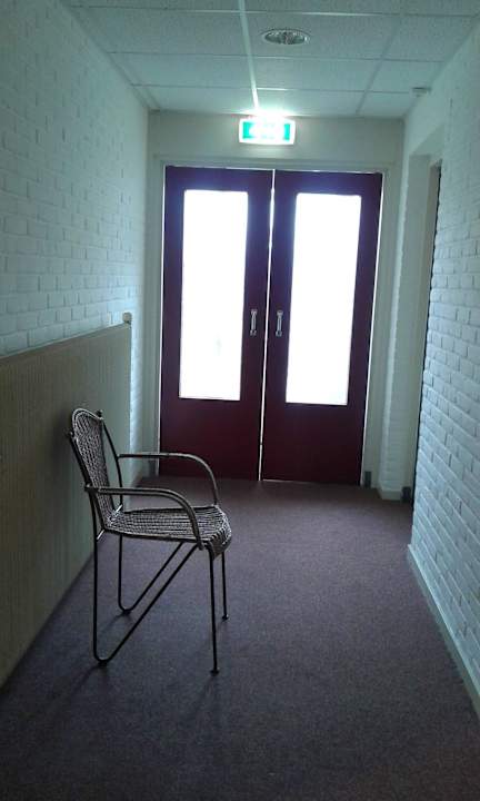 Gang zu den Zimmern Hotel Holland Inn Wemeldinge