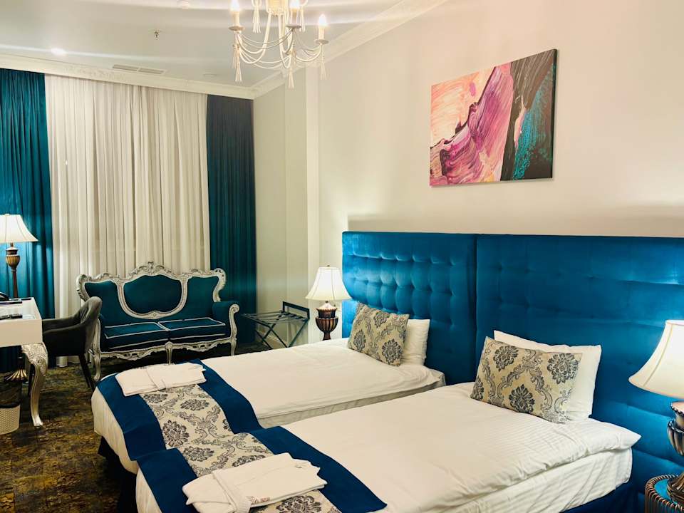 Zimmer Bristol Central Park Hotel