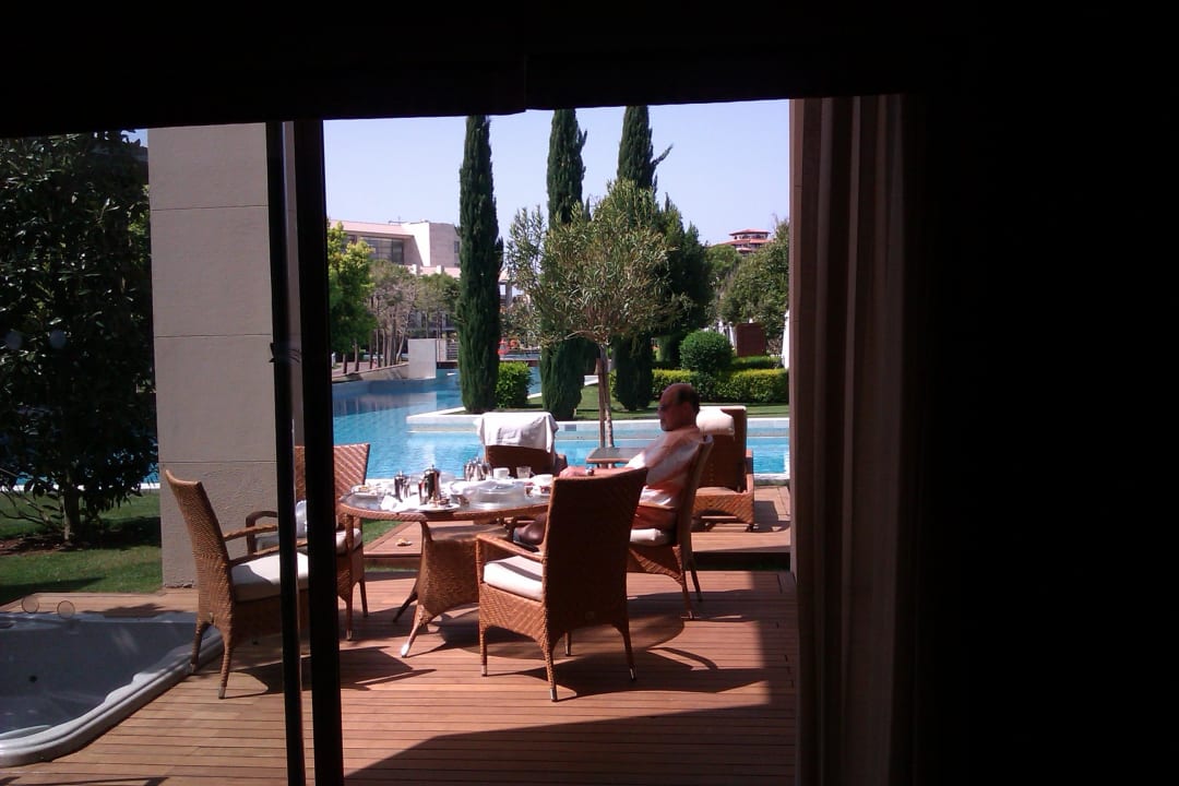 Terrasse der Poolvilla Gloria Serenity Resort