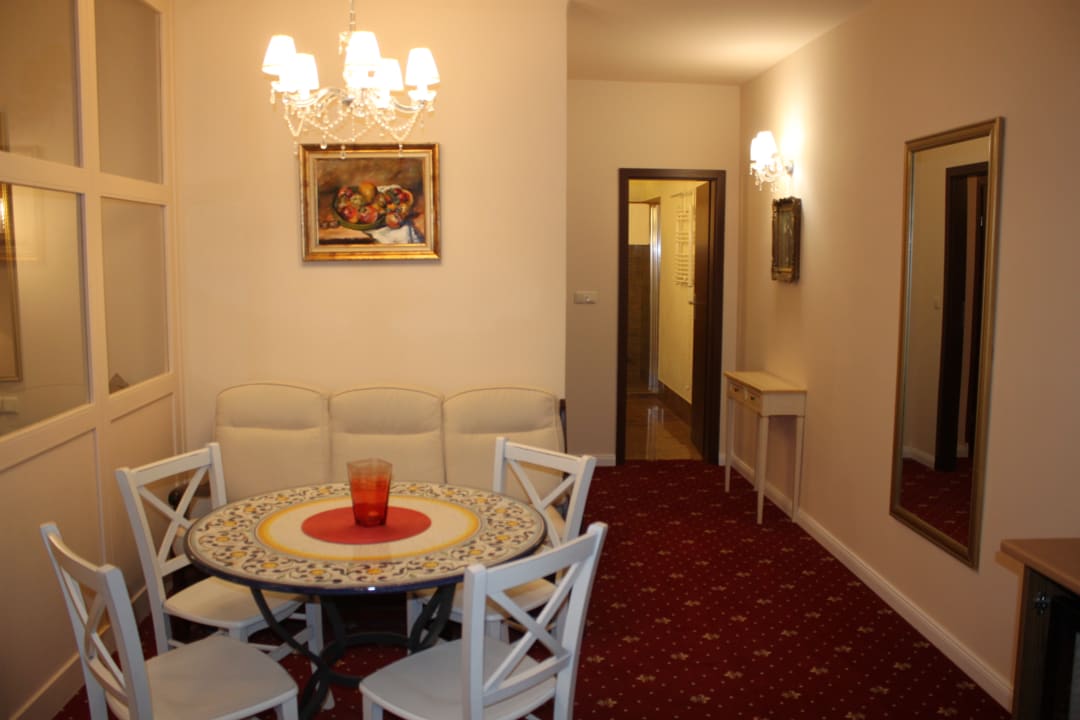 Zimmer Hotel Al Faro Lodge