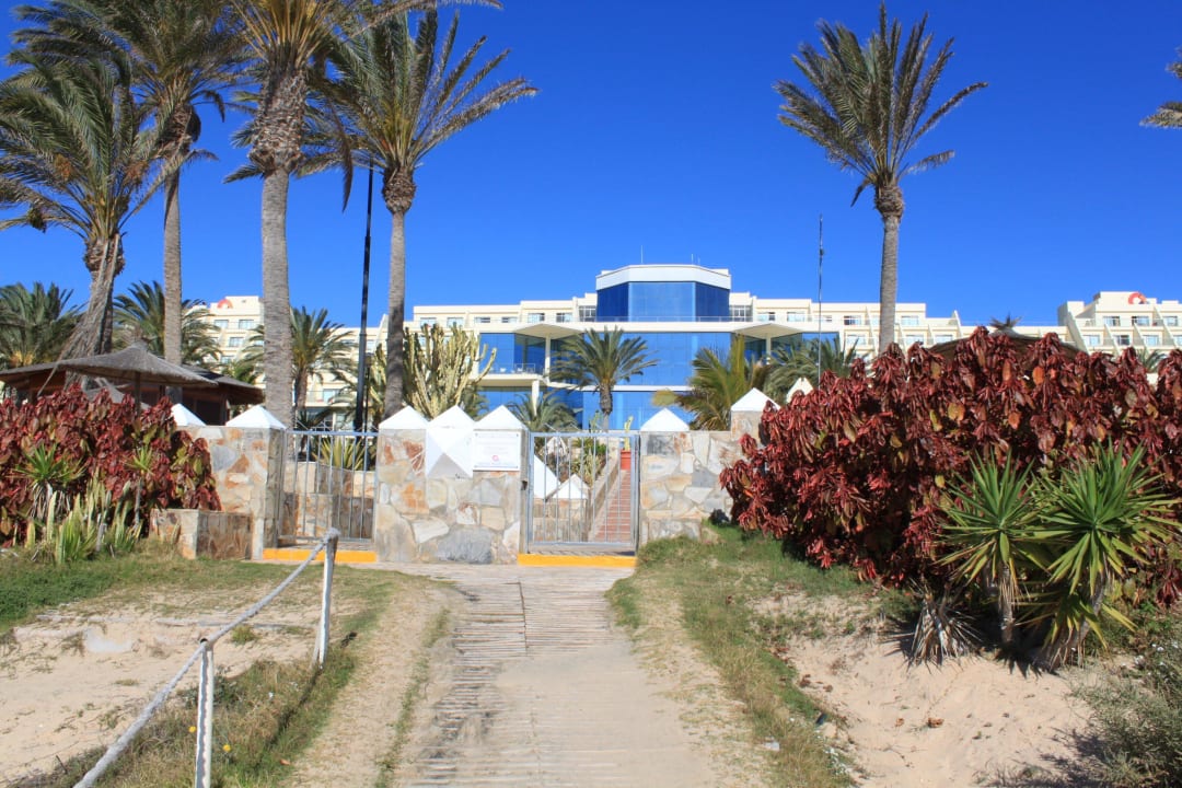 Vom Strand aus SBH Hotel Costa Calma Palace