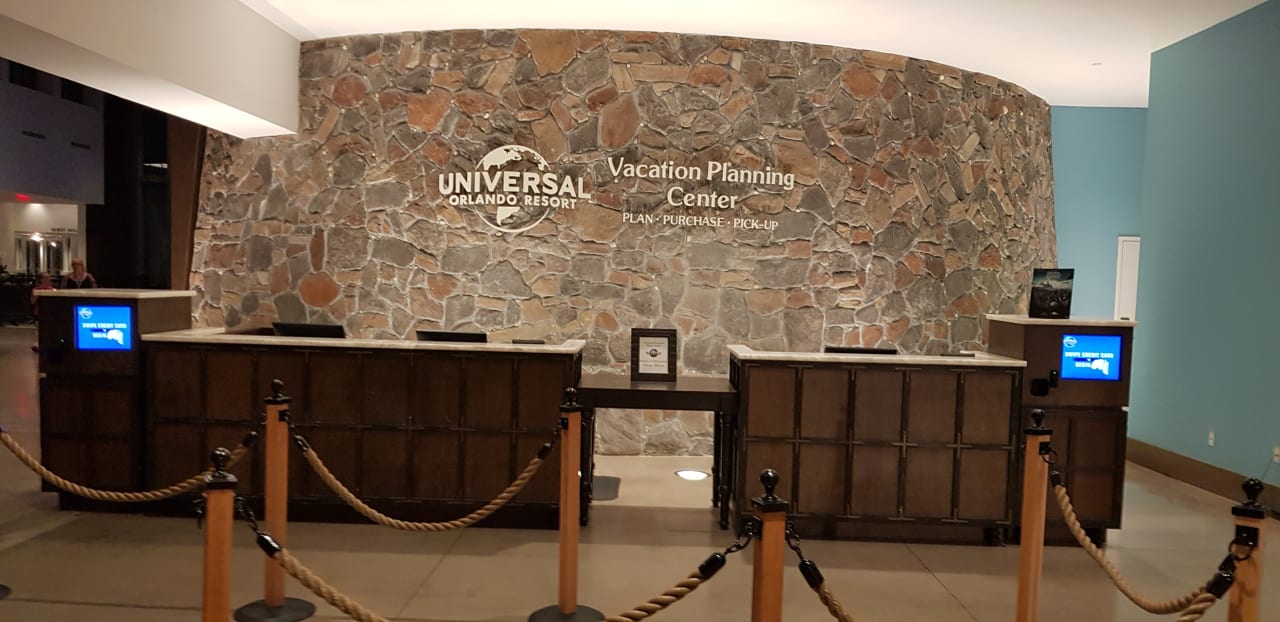 Lobby Loews Sapphire Falls Resort at Universal Orlando