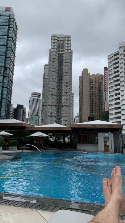 Pool JW Marriott Hotel HongKong