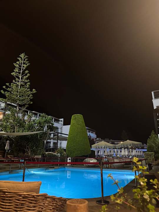 Pool Albatros Spa & Resort Hotel