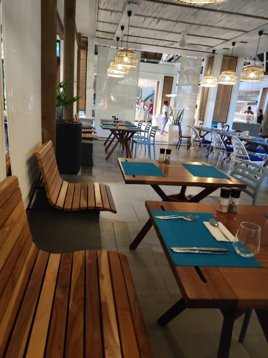 Gastro Lagoon Attitude - Adults only