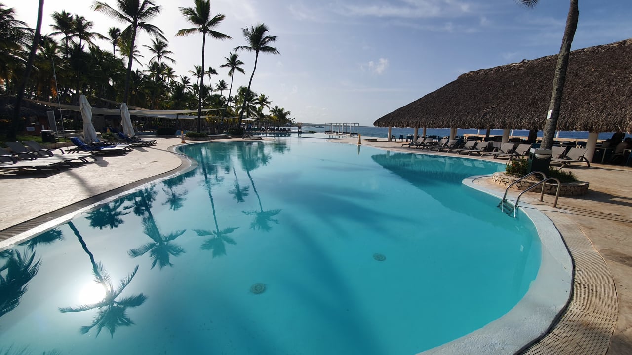 Pool Hotel Viva Dominicus Beach by Wyndham - All Inclusive Resort