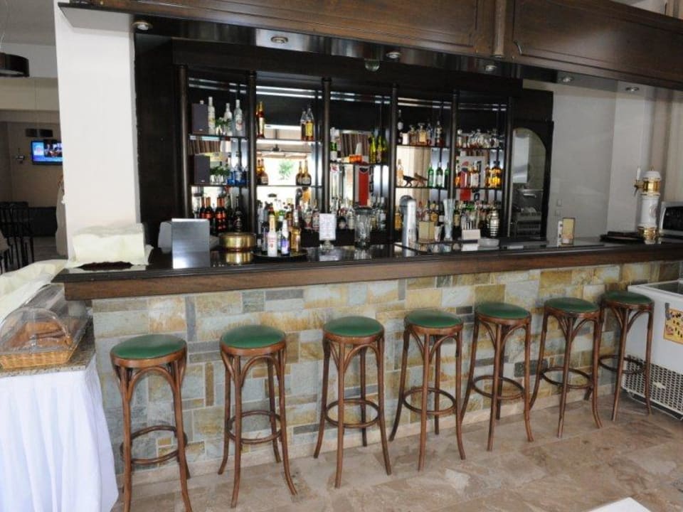 Bar Hotel Kalives Resort