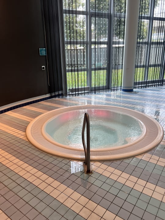 Pool Hilton Munich Airport