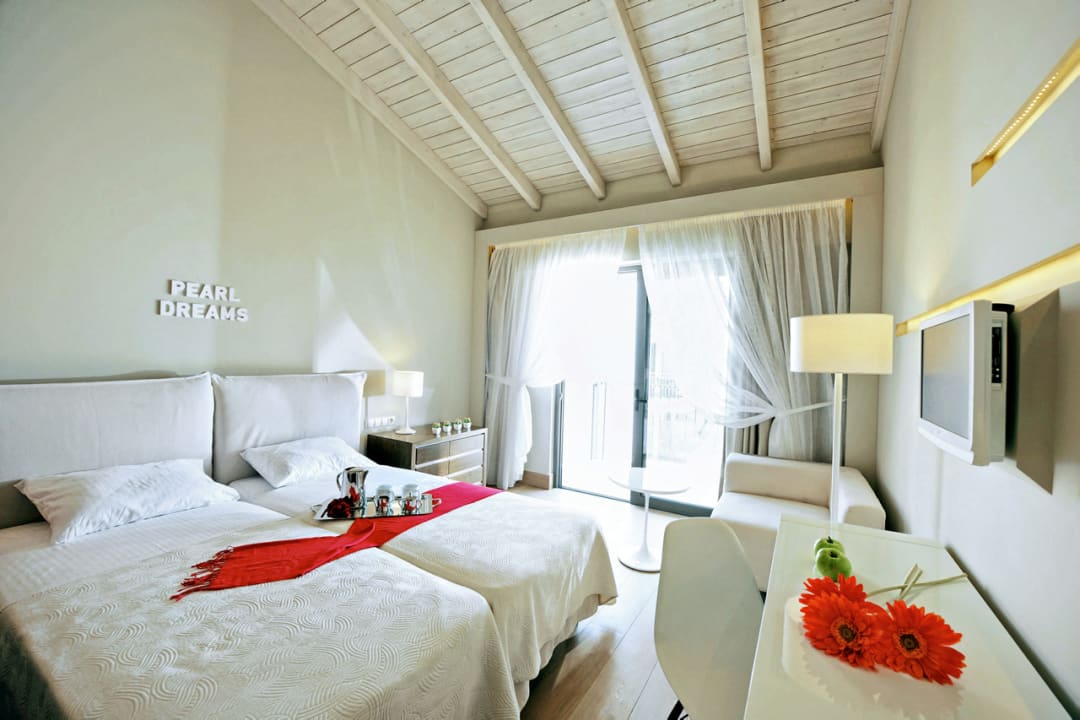Zimmer Aegean Pearl