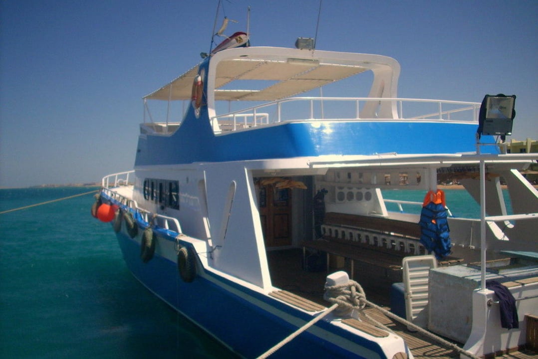 Tauchboot Palm Beach Resort