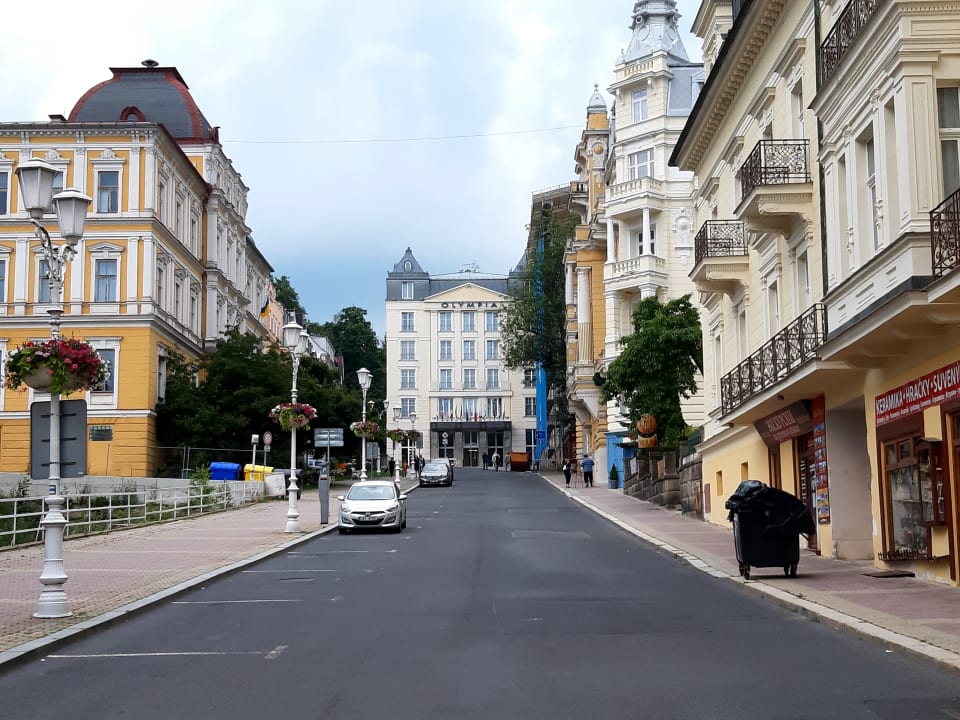 Außenansicht Hotel Olympia