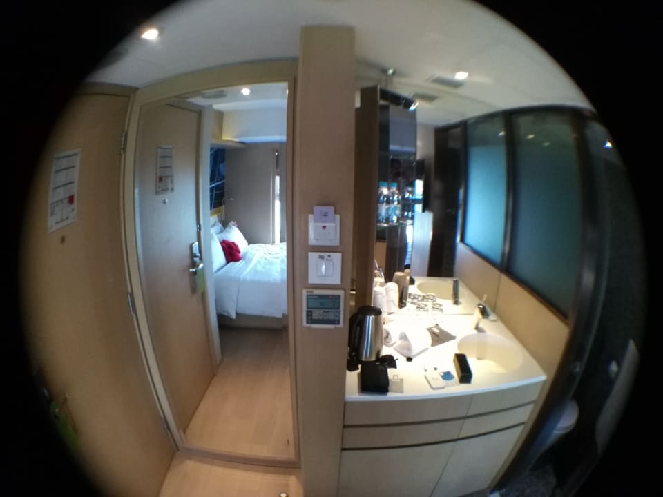 Zimmer Butterfly on Waterfront Boutique Hotel