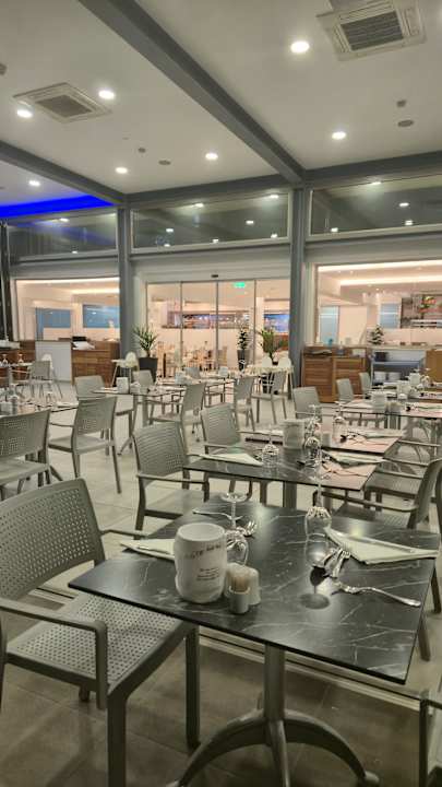 Gastro Asterias Beach