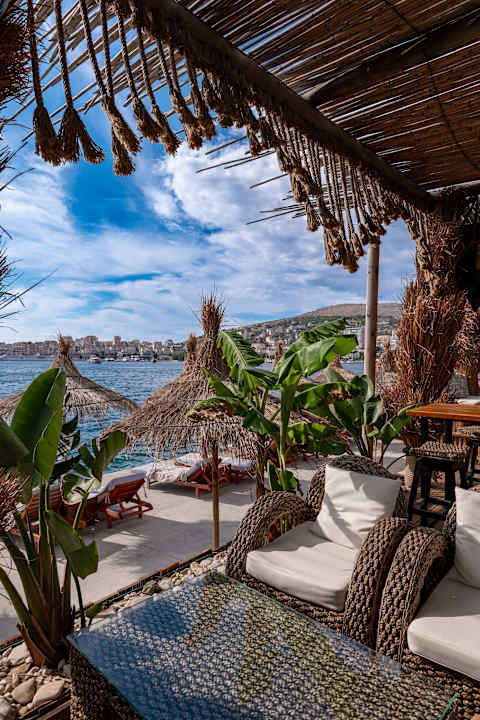 Außenansicht Grand Hotel Saranda