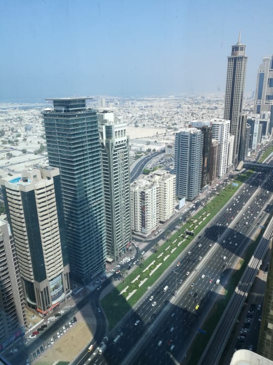 Ausblick Rose Rayhaan by Rotana