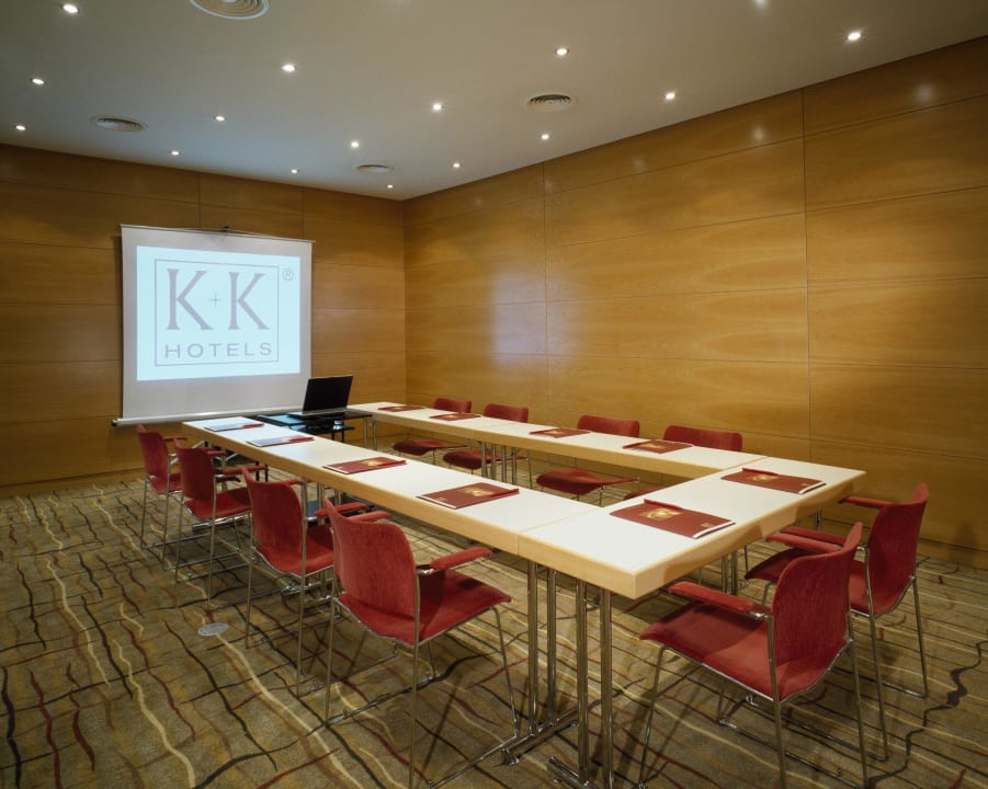 Conference Room K+K Hotel Fenix
