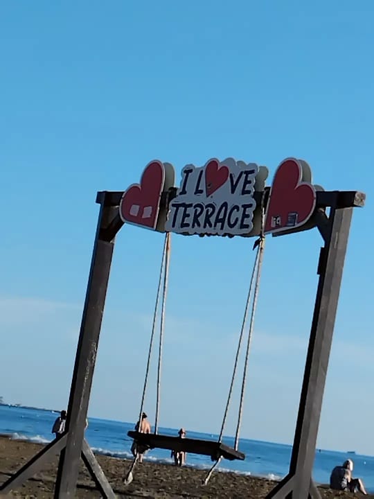 Strand Hotel Terrace Beach Resort