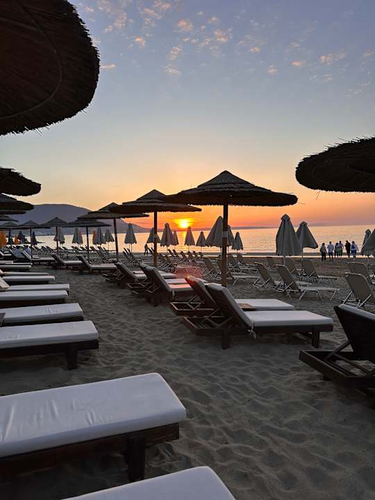 Strand High Beach Resort